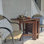 Apartment Bright Spacious Home Near Pelion & Sports Facility *