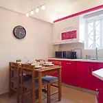 Bright Spacious Home Near Pelion & Sports Facility Melissatika